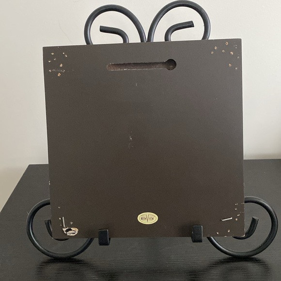 Cute Wine Decor - Picture 2 of 2